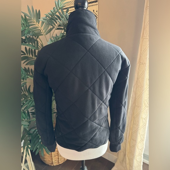 Lululemon Forever Warm Reversible Jacket - Picture 9 of 16